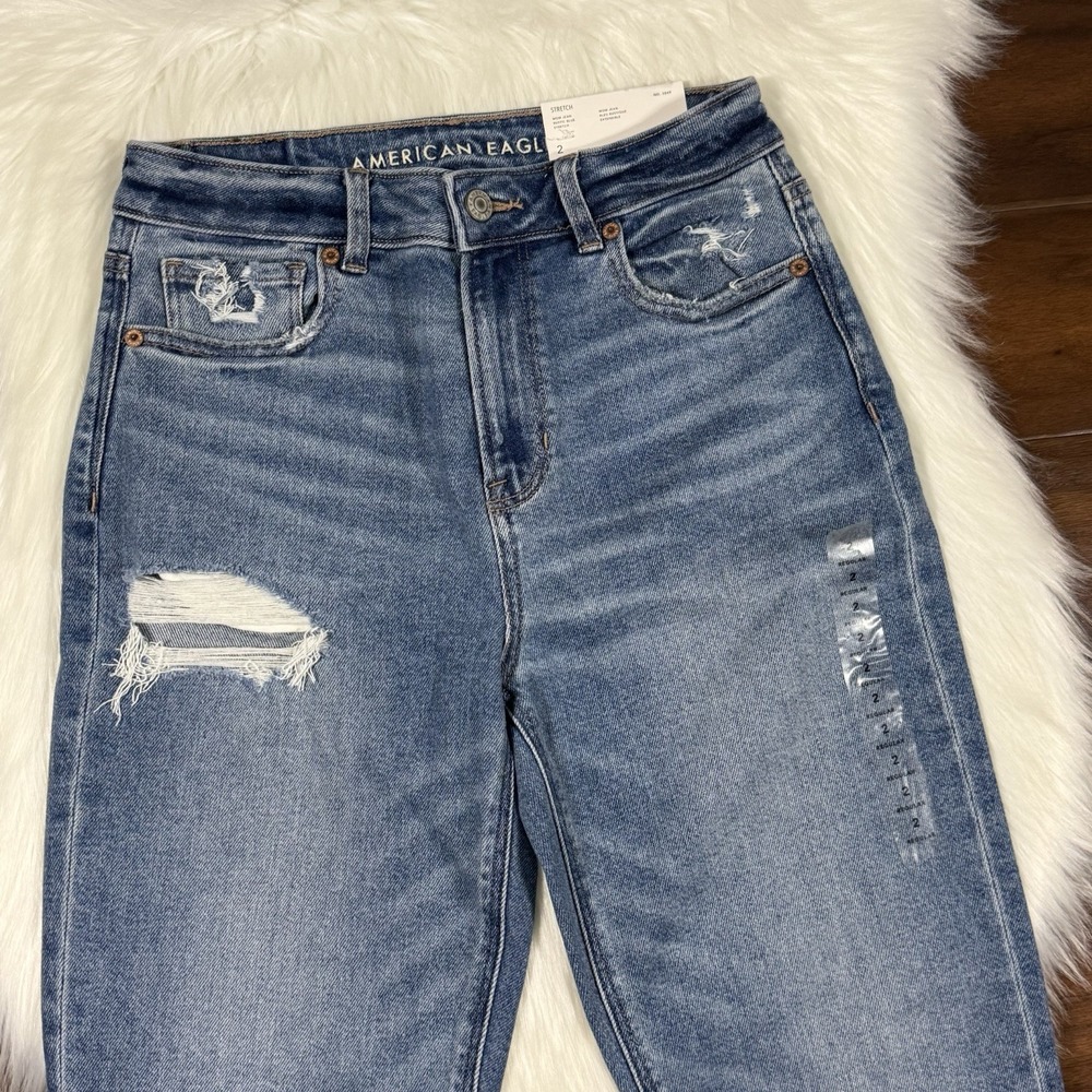 American Eagle Women's Size 2 R Distressed Mom Denim Jeans - Picture 2 of 9